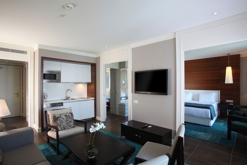 

Milano - Turgutreis - SUNDANCE SUITES HOTEL