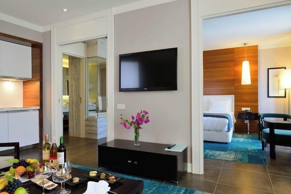 

Milano - Turgutreis - SUNDANCE SUITES HOTEL