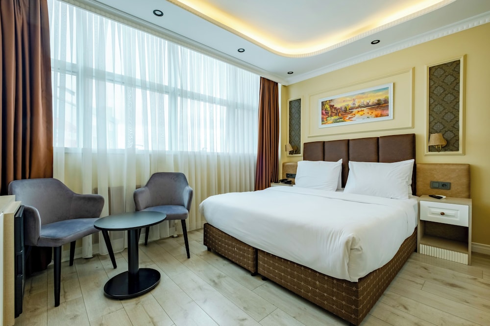 

Bologna - Istanbul, New Airport - FRT AİRPORT OTEL