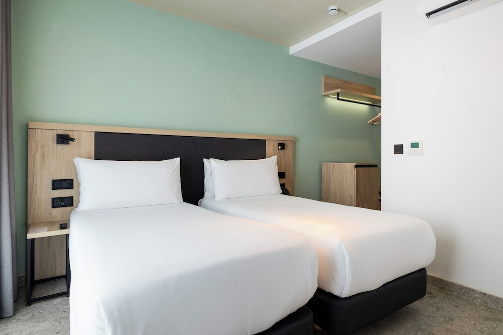 

Cagliari - Floriana - Hotel Levante St Julian's, Affiliated by Melia