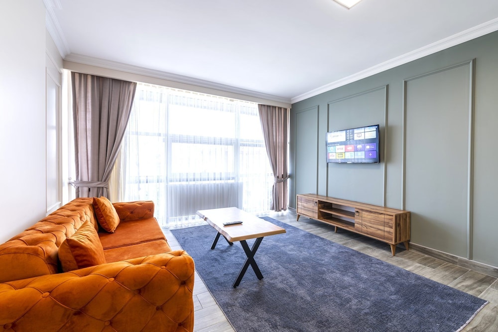 

Bari - Istanbul - Royal Luxury Hotels Suites