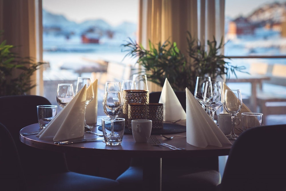 

Bologna - Sommarøy - Sommarøy Arctic Hotel Tromsø