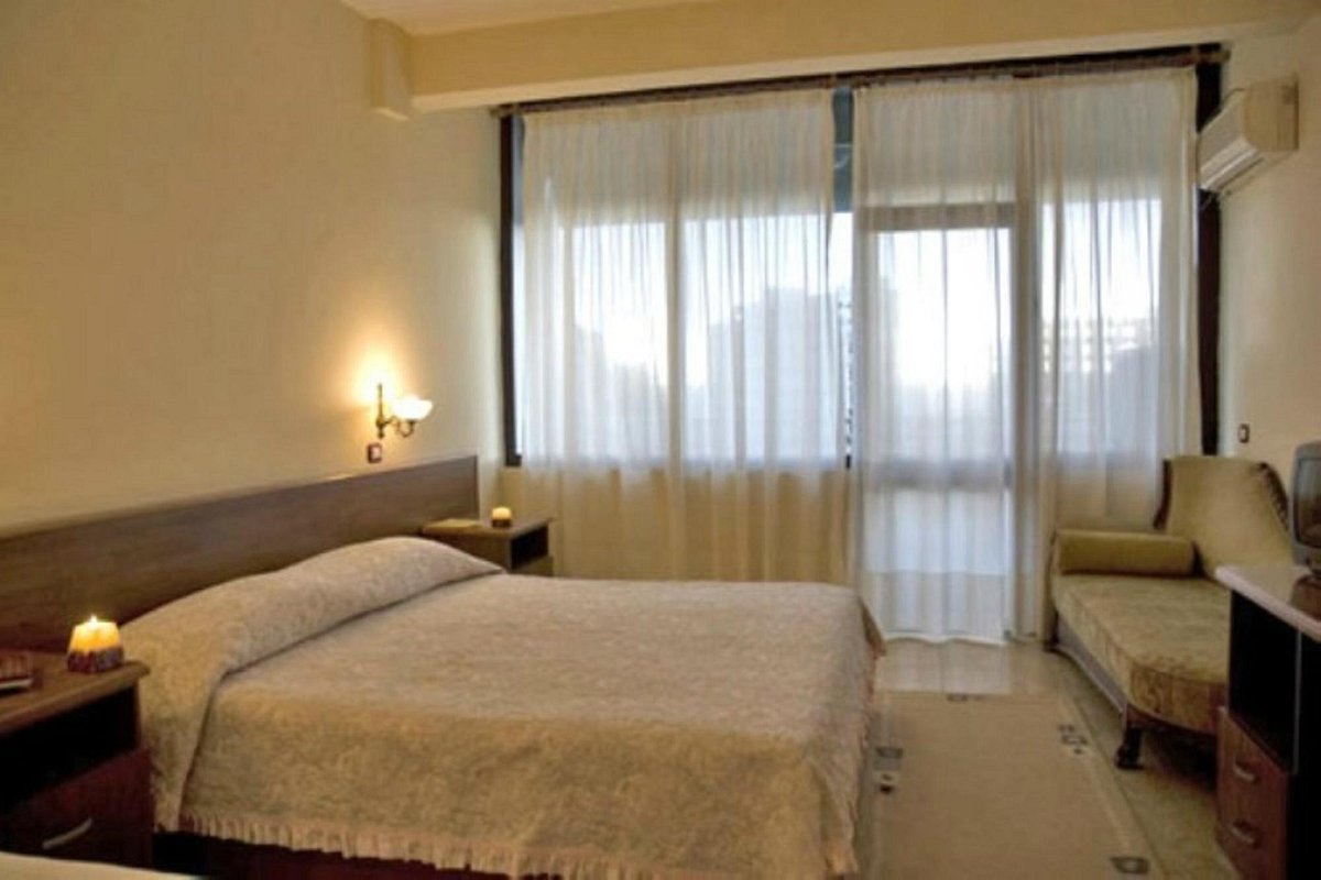 

Roma - Golem - HOTEL AKROPOLI