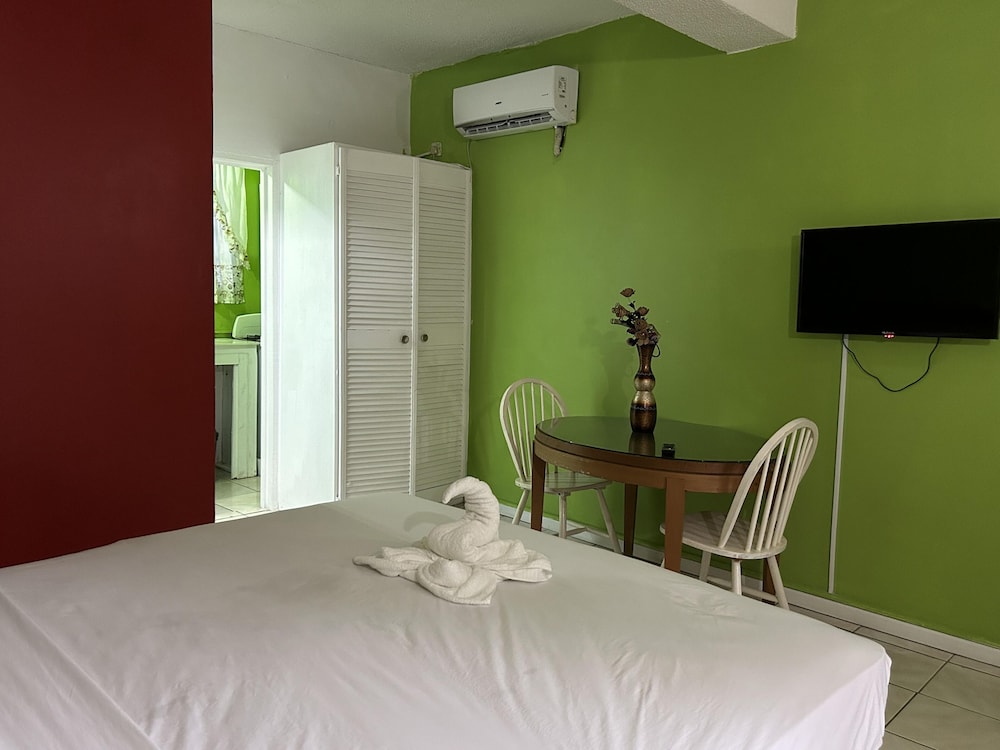 

Milano - Gros Islet - Comfort Suites 5 Mins from Beach