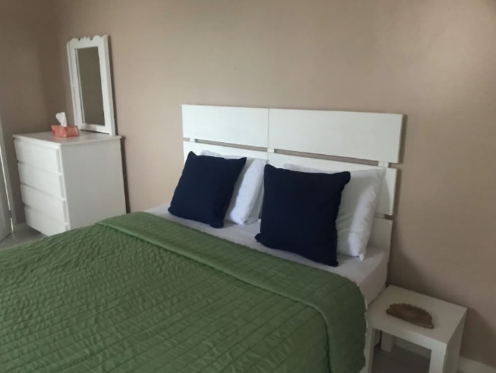 

Bologna - Cap Estate - Comfort Suites 5 Mins from Beach