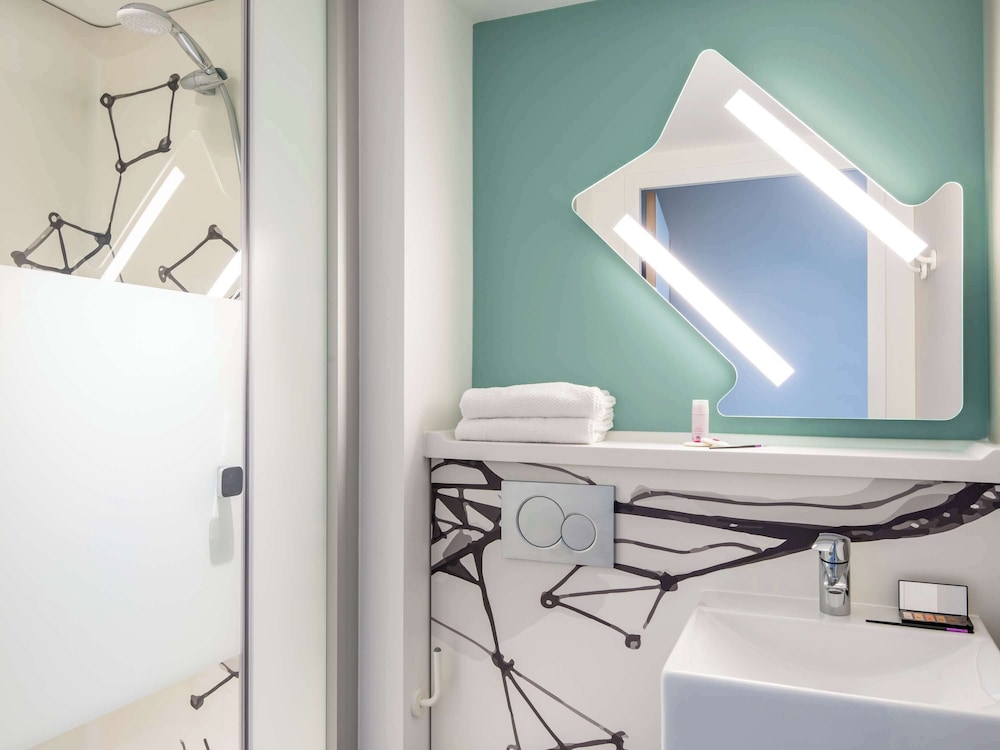

Torino - Saint-Denis (Ile-de-France) - ibis budget Gonesse