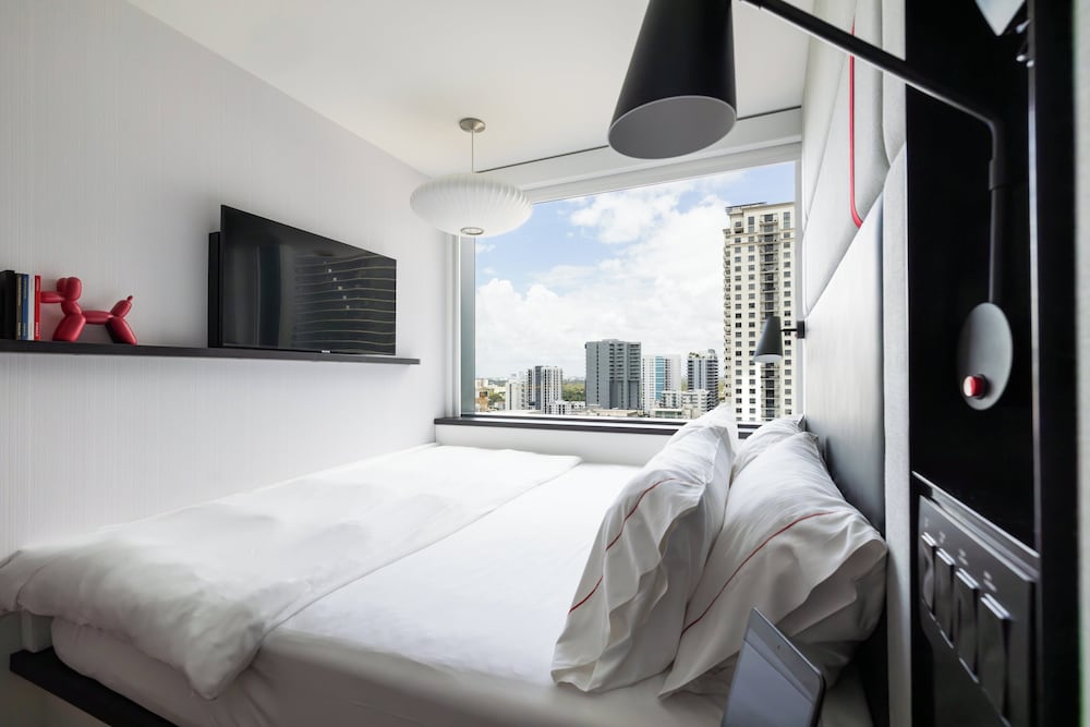 

Catania - Key Biscayne - citizenM Miami Brickell