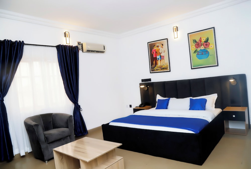 

Milano - Abuja - Western Dreams Hotel