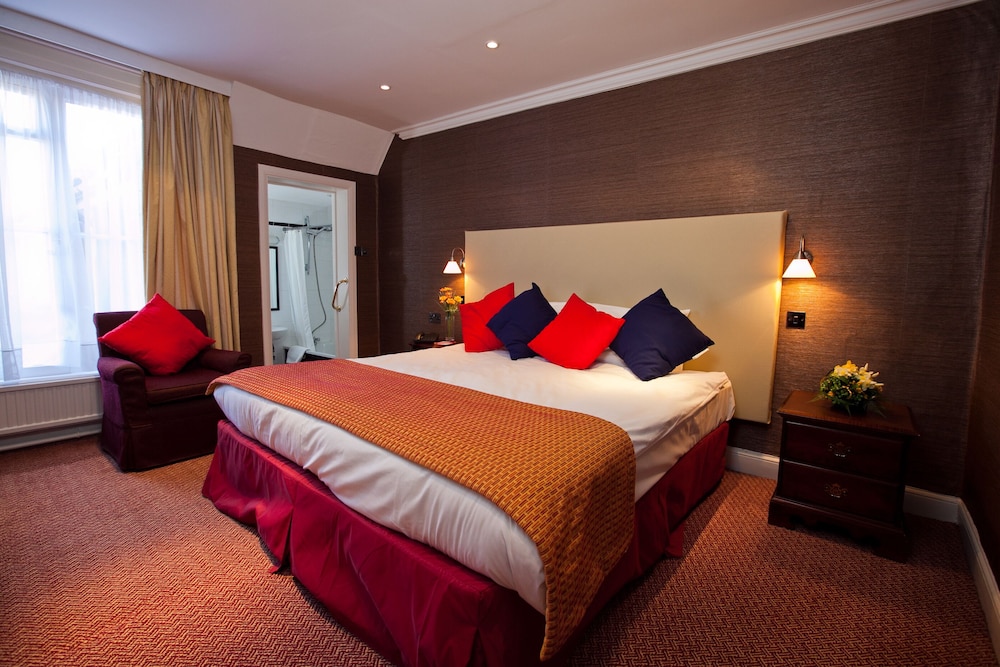 

Verona - Royal Tunbridge Wells - The Rose & Crown Hotel