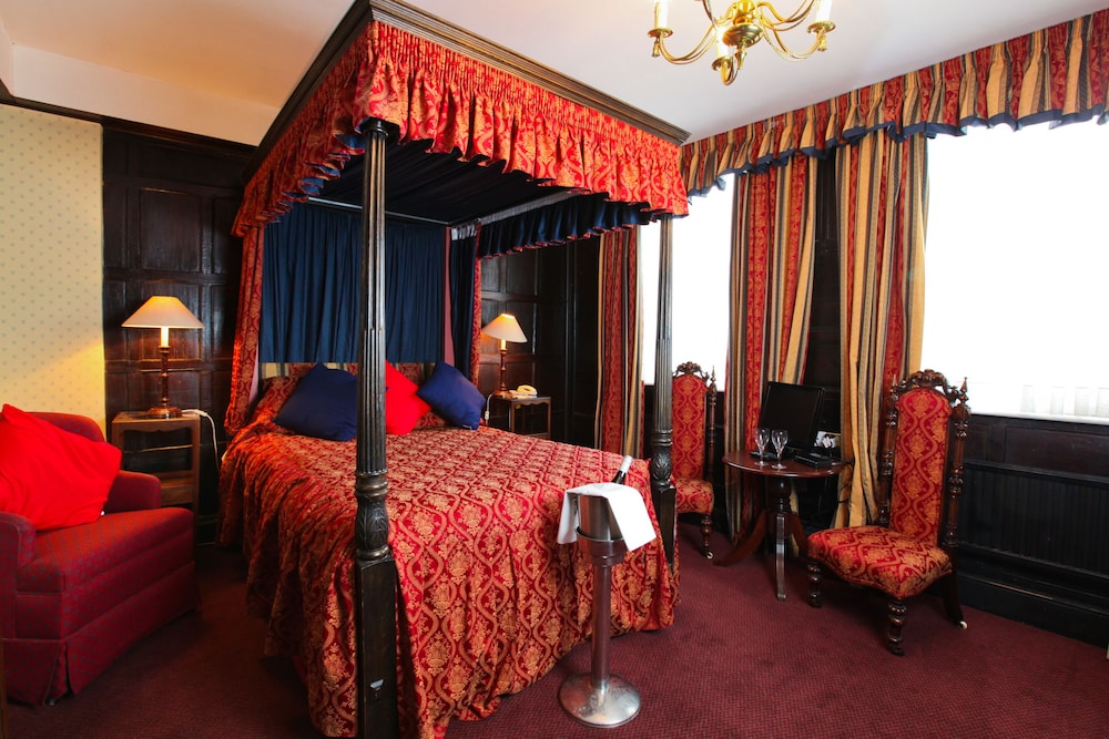 

Milano - Royal Tunbridge Wells - The Rose & Crown Hotel