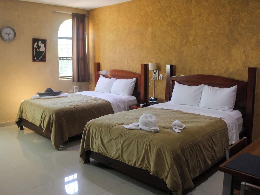 

Roma - Cozumel - Hotel La Casona Real