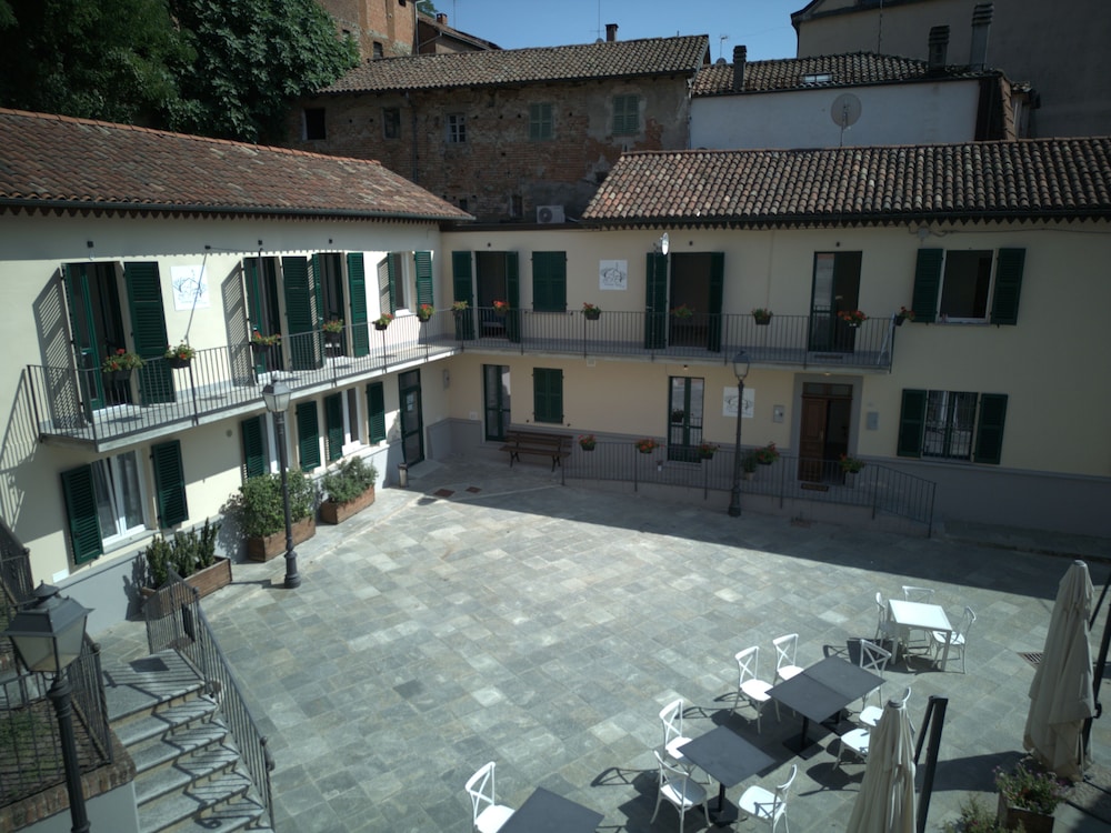 

Milano - Acqui Terme - Albergo Tenco by Bottega