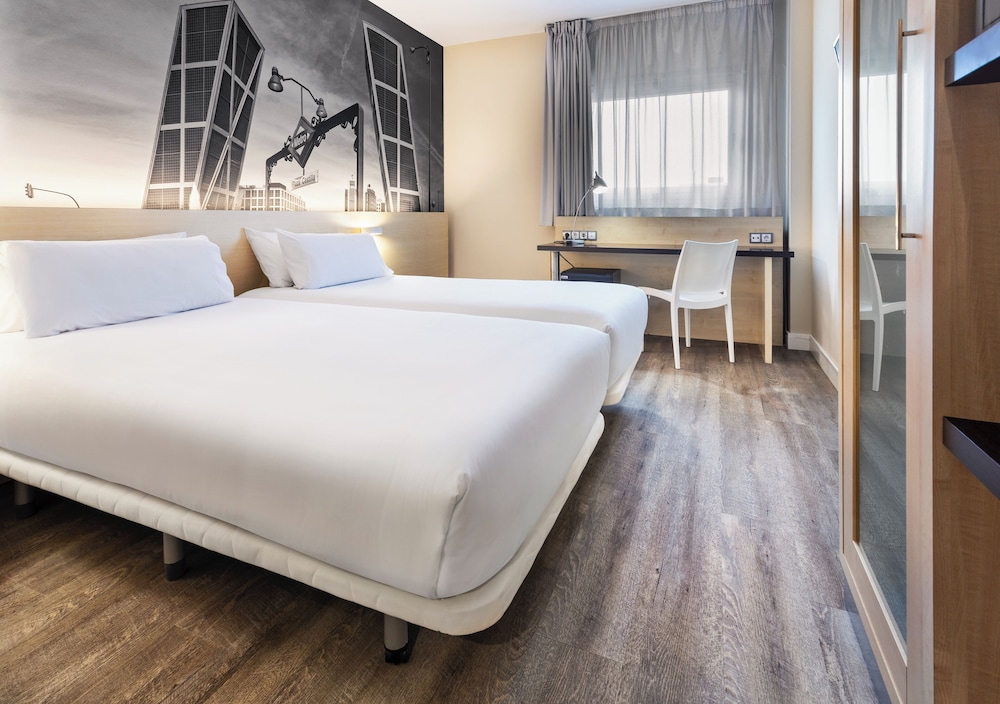 

Firenze - Coslada - B&B HOTEL Madrid Aeropuerto T1 T2 T3