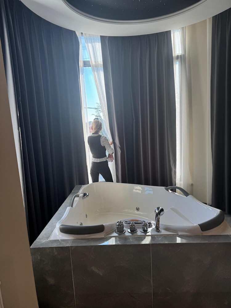 

Firenze - Istanbul - D Twins Airport Hotel