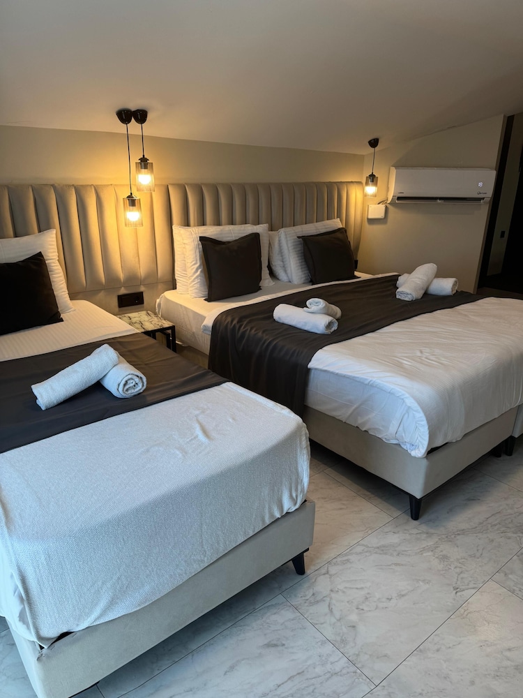 

Venezia - Istanbul - D Twins Airport Hotel
