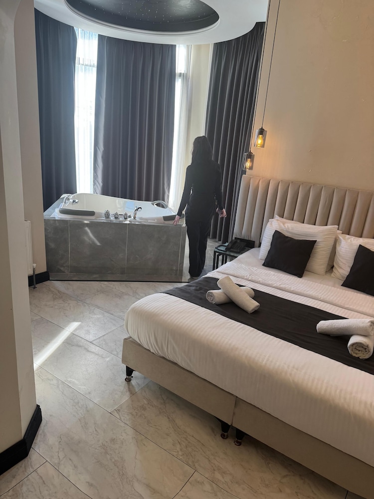 

Roma - Istanbul, New Airport - D Twins Airport Hotel