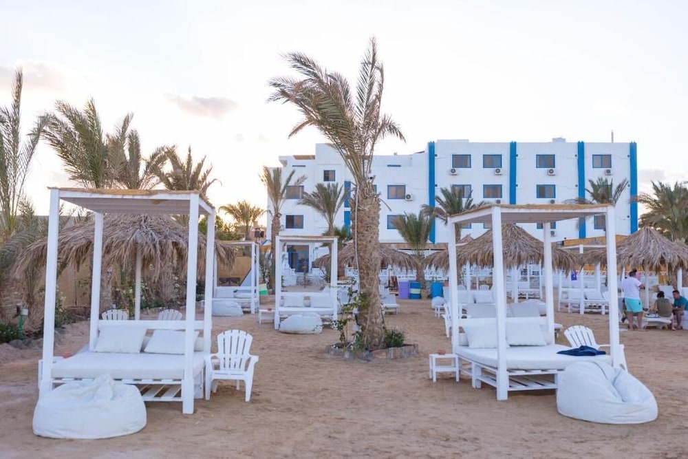 

Verona - Safaga - Lagoonie Lodge Hotel