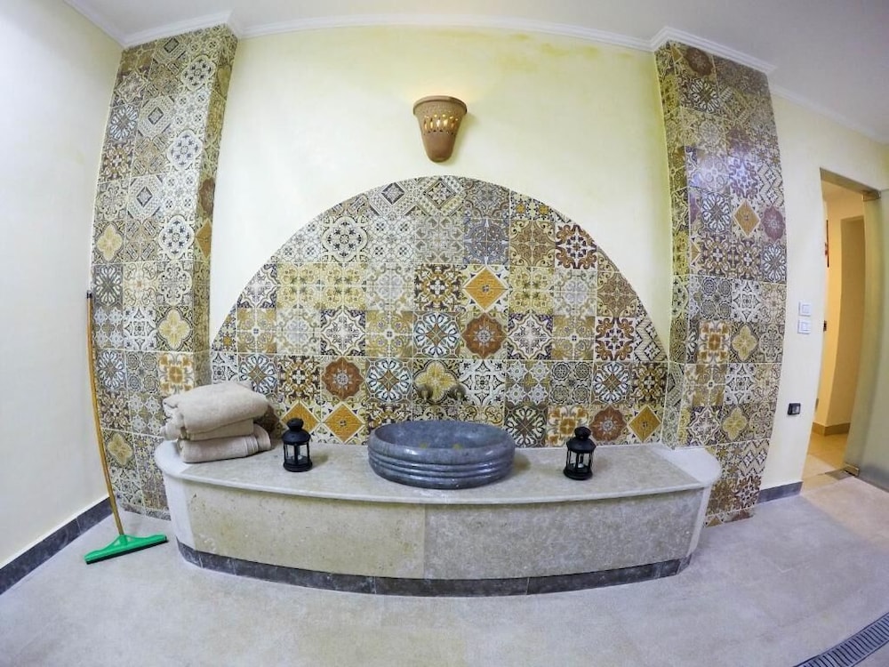 

Roma - Safaga - Lagoonie Lodge Hotel