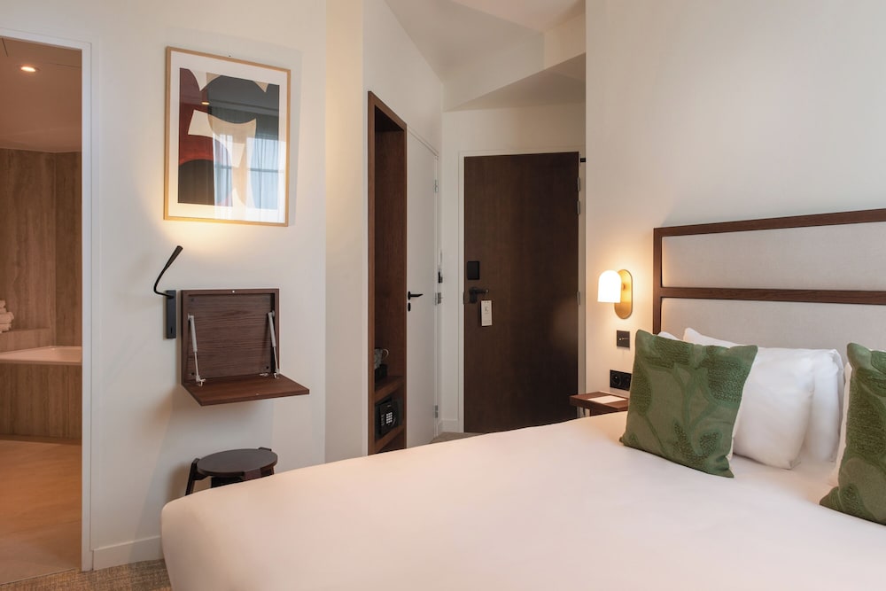

Roma - Chevilly-Larue - Le Lampika Hôtel