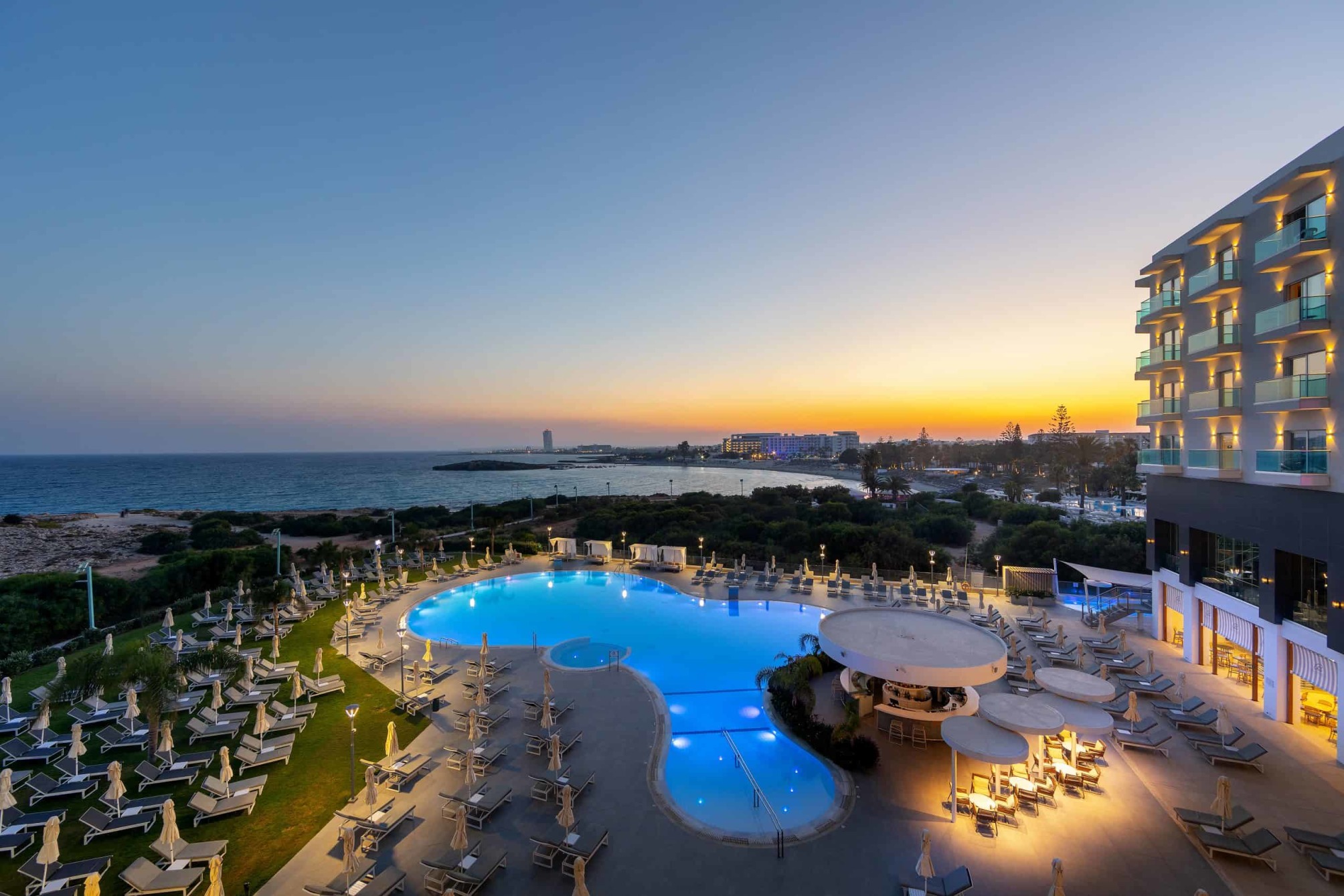 

Napoli - Ayia Napa - Nissi blu beach resort