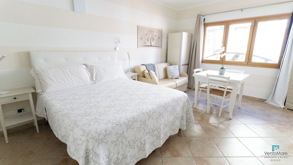 

Bologna - La Maddalena - Apartments & Suites Vento Mare