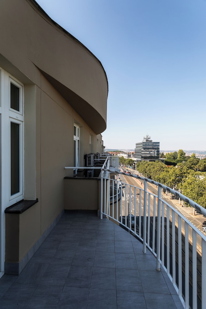 

Genova - Praga - My Hotel Apollon