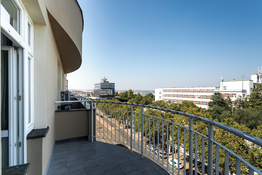 

Genova - Praga - My Hotel Apollon