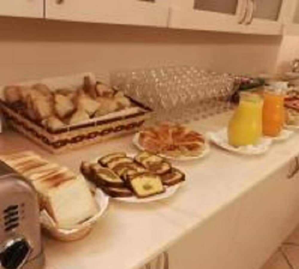 

Genova - Versilia e Costa Toscana, Mare Italia - Hotel Ambasciatori