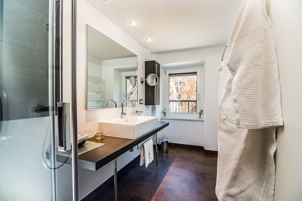 

Napoli - Saas-Fee - Waldhotel Fletschhorn Panoramic Retreat in Saas Fee