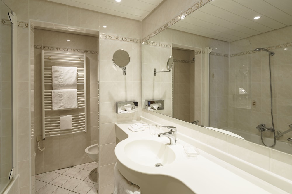 

Roma - Sils Maria - Hotel Europa Suites St Moritz