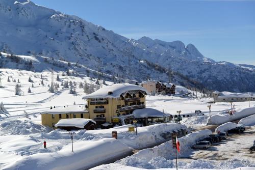 

Napoli - Valtellina, Montagna Italia - Hotel Dolomiti