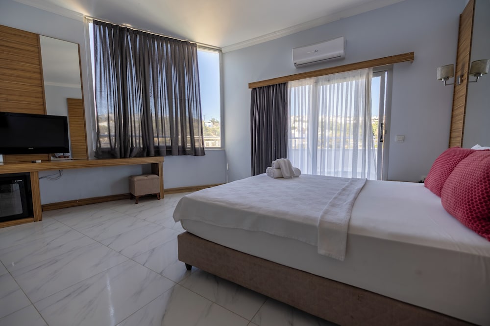 

Napoli - Turgutreis - Ladonia Hotels Mio Bianco