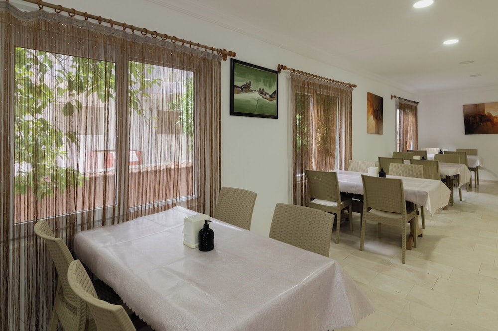 

Napoli - Konyaalti - Grand Hotel Derin - All Inclusive