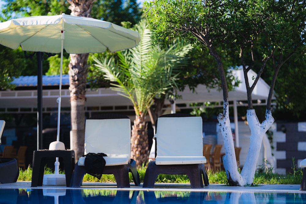 

Roma - Beldibi - Grand Hotel Derin