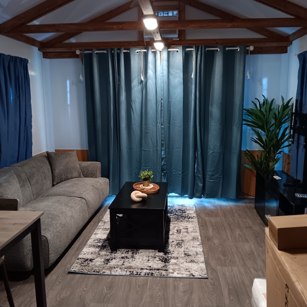

Milano - Key West (FL) - Aqua Lodges At Hurricane Hole Marina