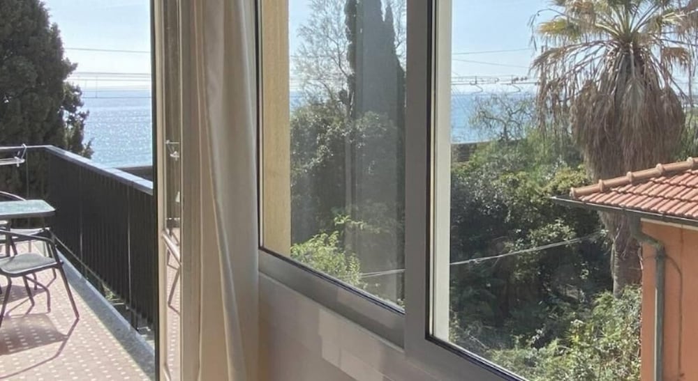 

Venezia - Sanremo - Hotel Lora RDA Luxury