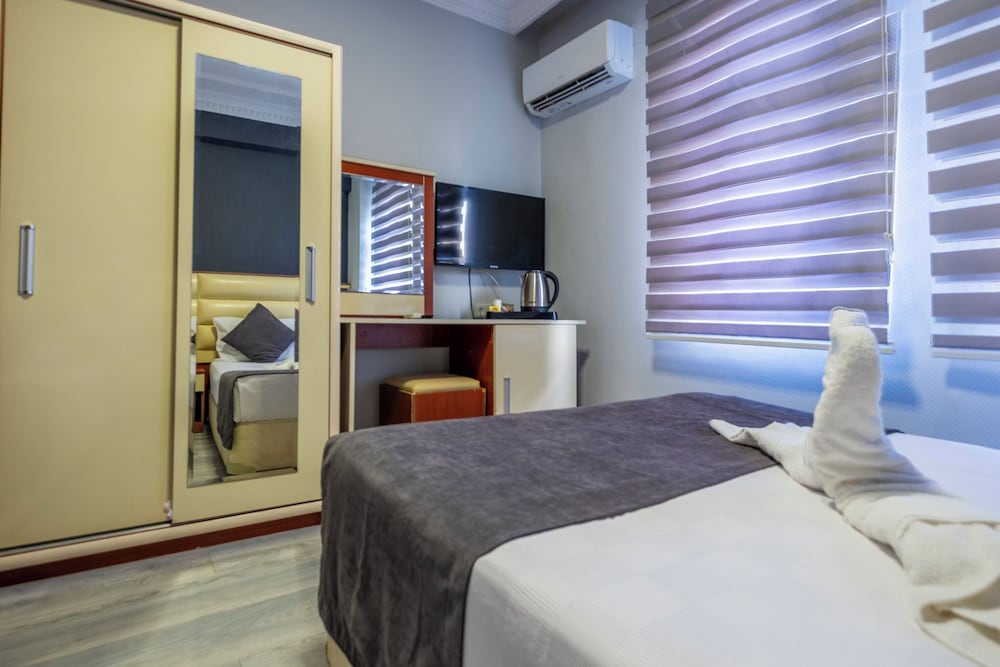 

Milano - Lara - Deluxe Ersoy Hotel