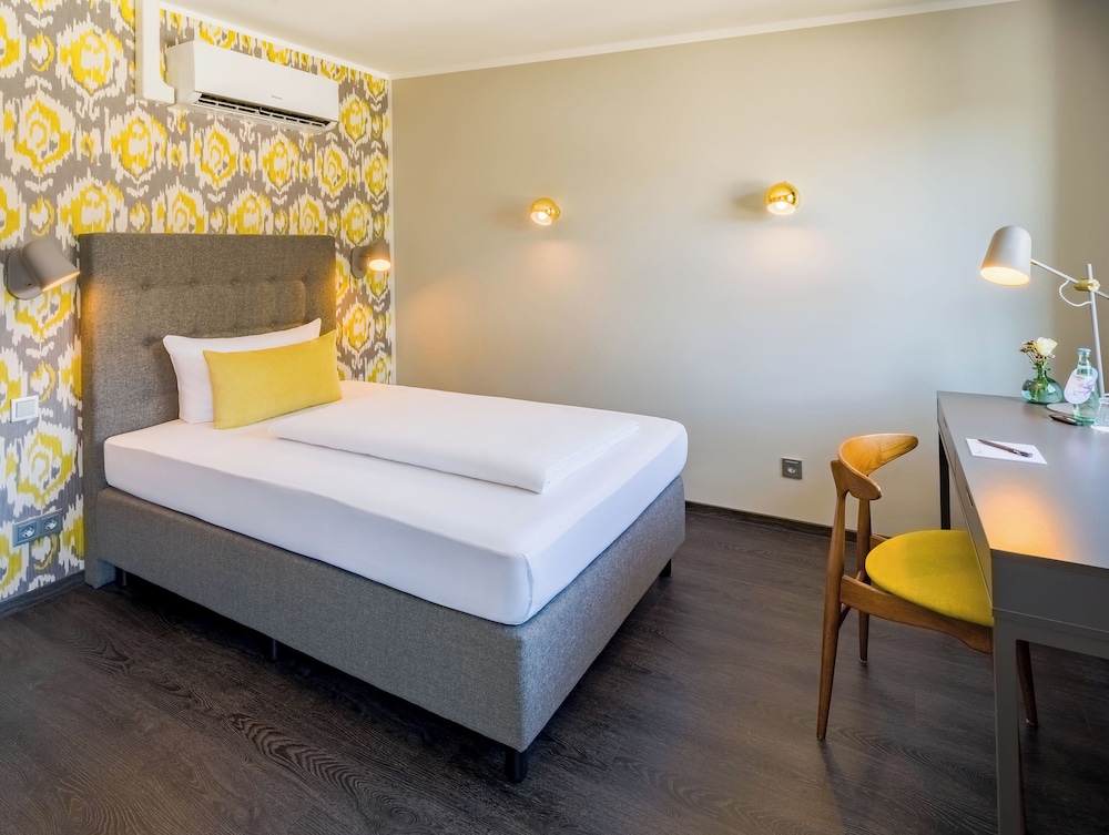 

Napoli - Wesseling - rugs HOTEL Köln