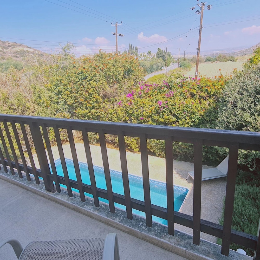 

Roma - Pissouri - Stay Villa Michalis in Pissouri