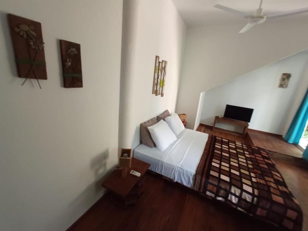 

Roma - Bocas del Toro - LA LUCIERNAGA HABITACIONES BIG CREEK
