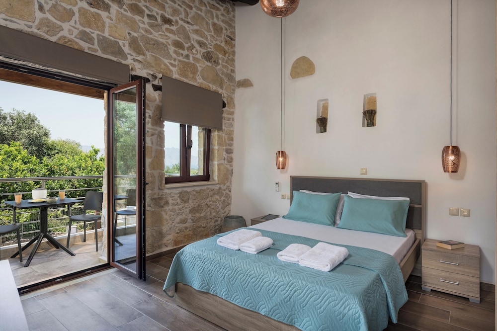 

Pescara - Kissamos - Doro Villas