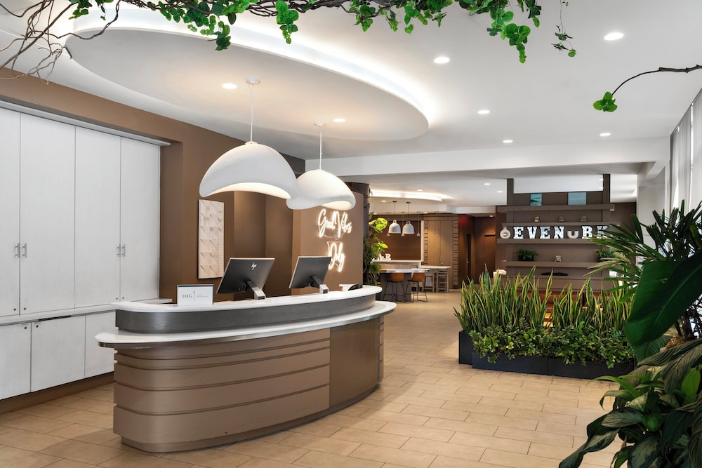 

Bologna - Brooklyn (NY) - EVEN Hotel BROOKLYN by IHG