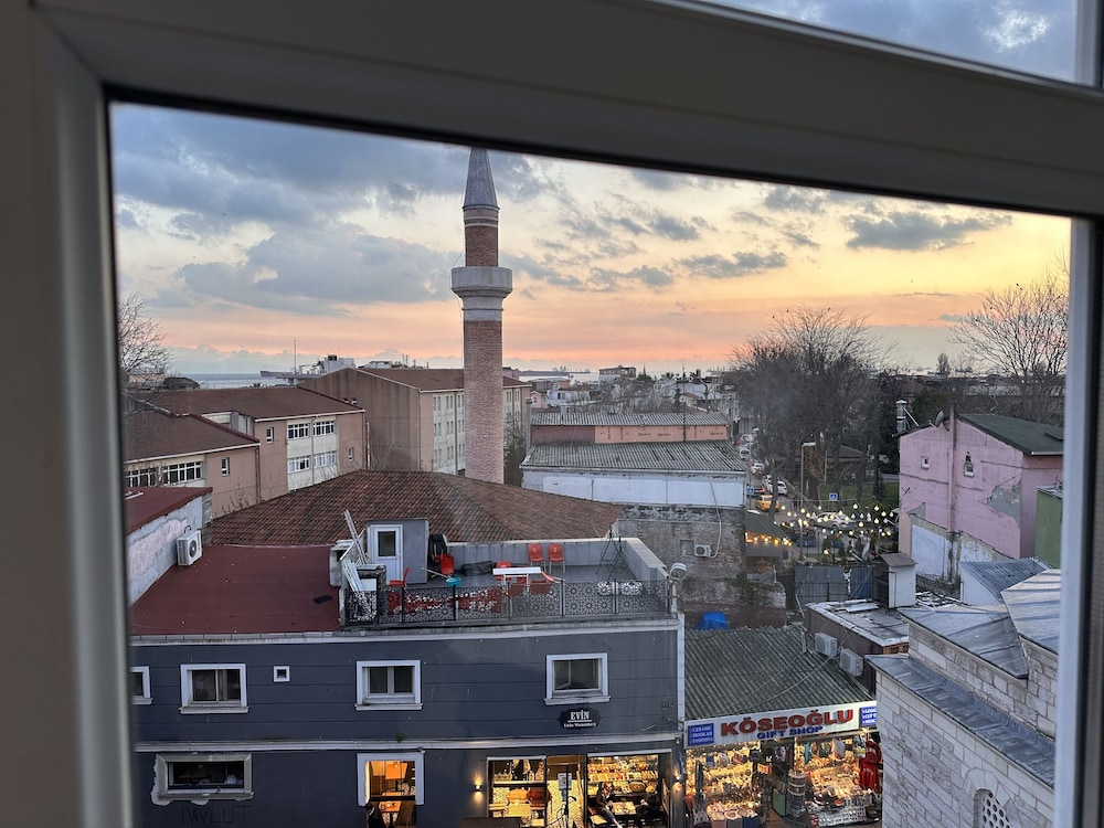 

Brindisi - Istanbul - Asparagus HOTEL & SUITES OLD CITY