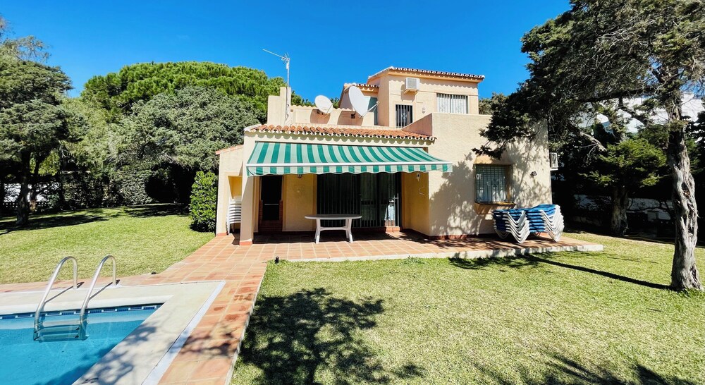 

Roma - Marbella, Costa del Sol - Villas Marbella