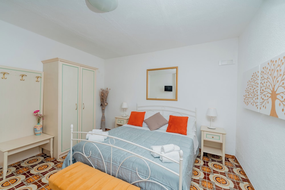 

Milano - Scala - Albergo Diffuso Bacco Furore