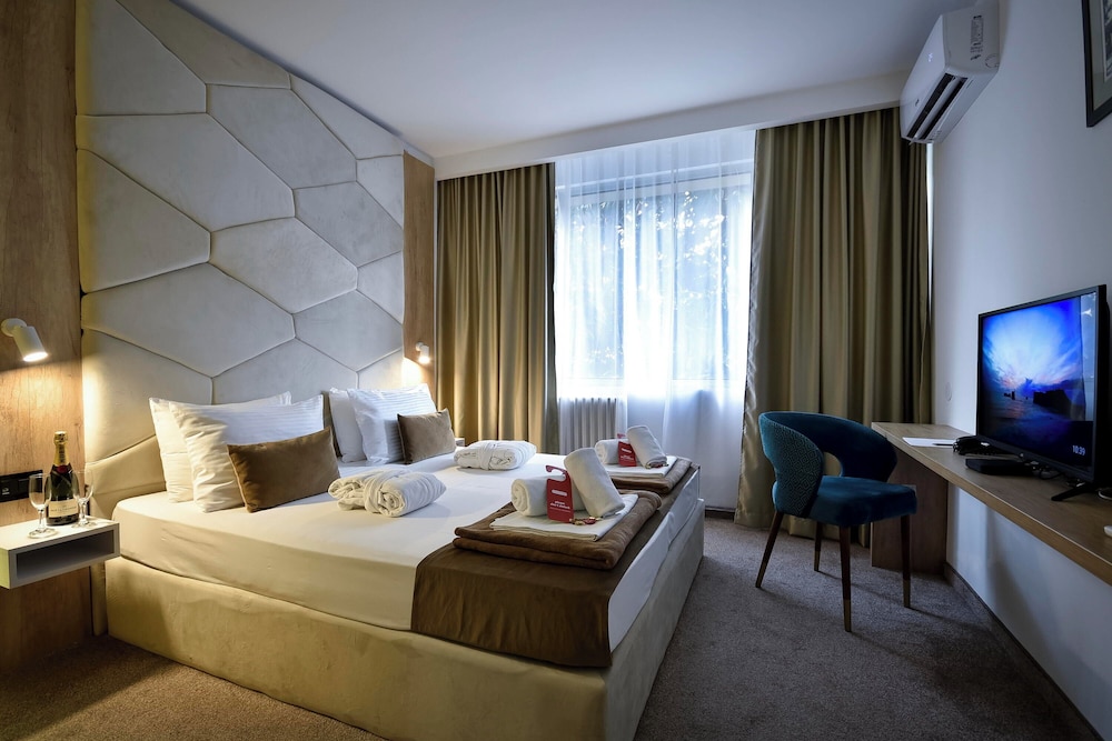 

Venezia - Ledine - Hotel Sumadija