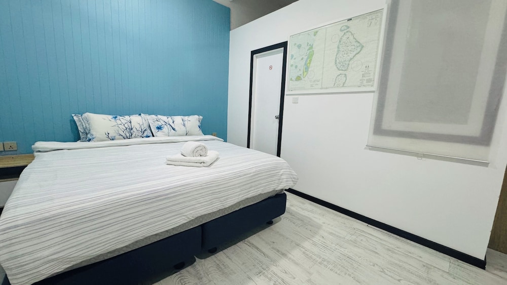 

Roma - Isola di Thulusdhoo - Wave Crest Retreat