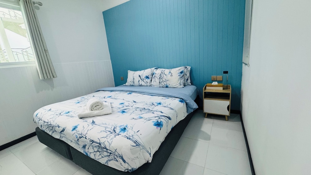 

Roma - Maldive, Oceano Indiano - Wave Crest Retreat
