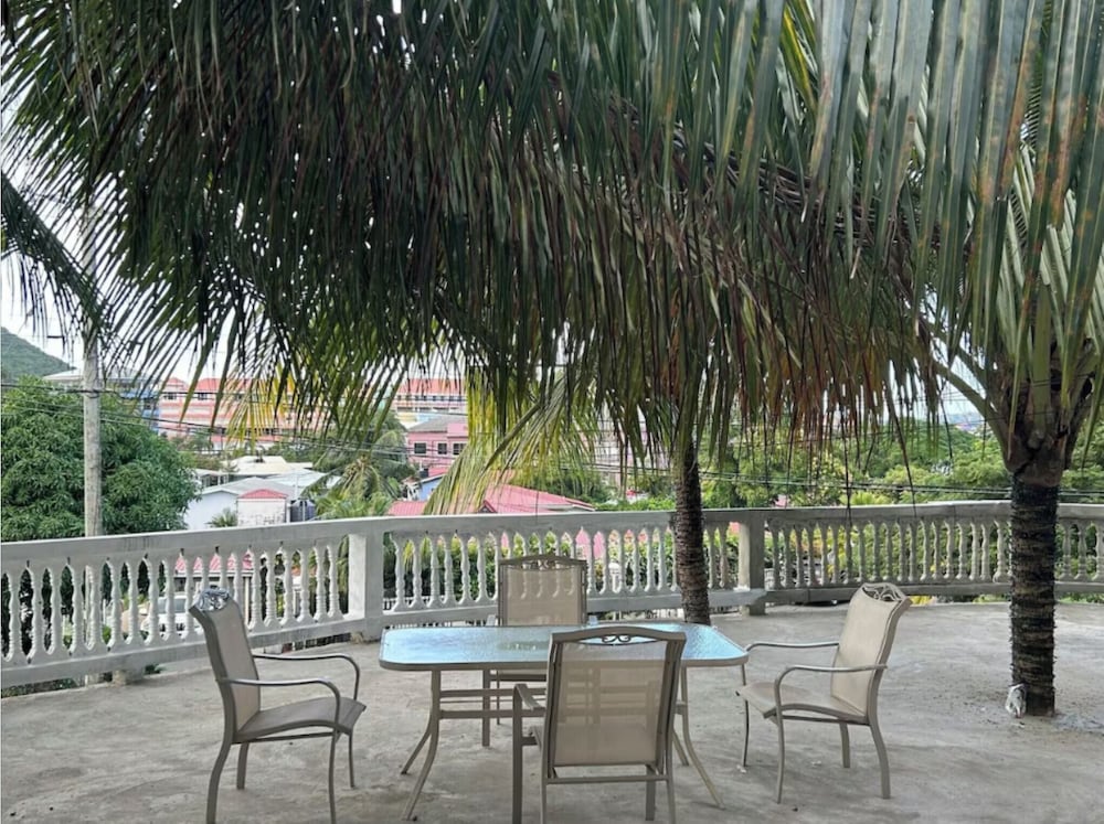 

Roma - Gros Islet - Comfort Suites 5 Mins from Beach