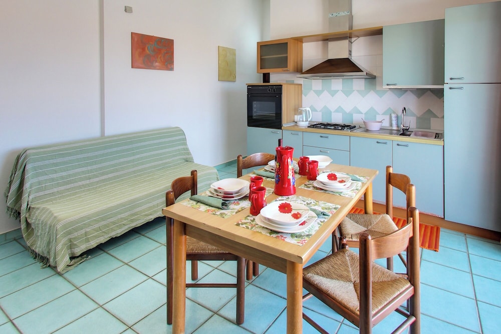 

Milano - Tanaunella - Residence Oasi Anfiteatro